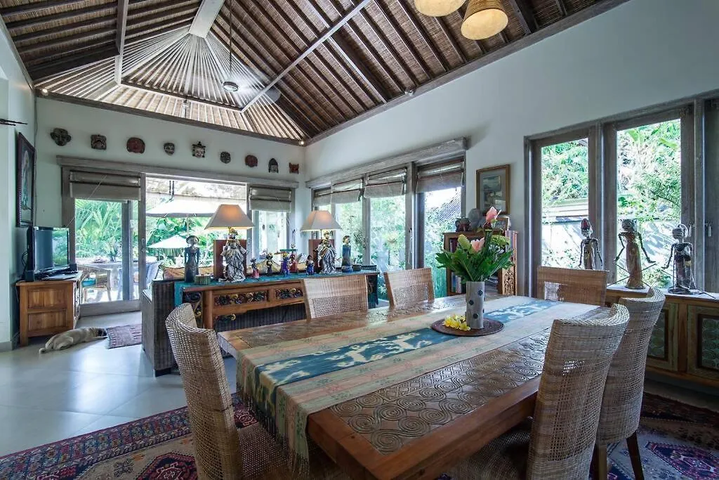 Villa Semua Suka/Ubud/2 Bd/2Bath/Ac/Pool
