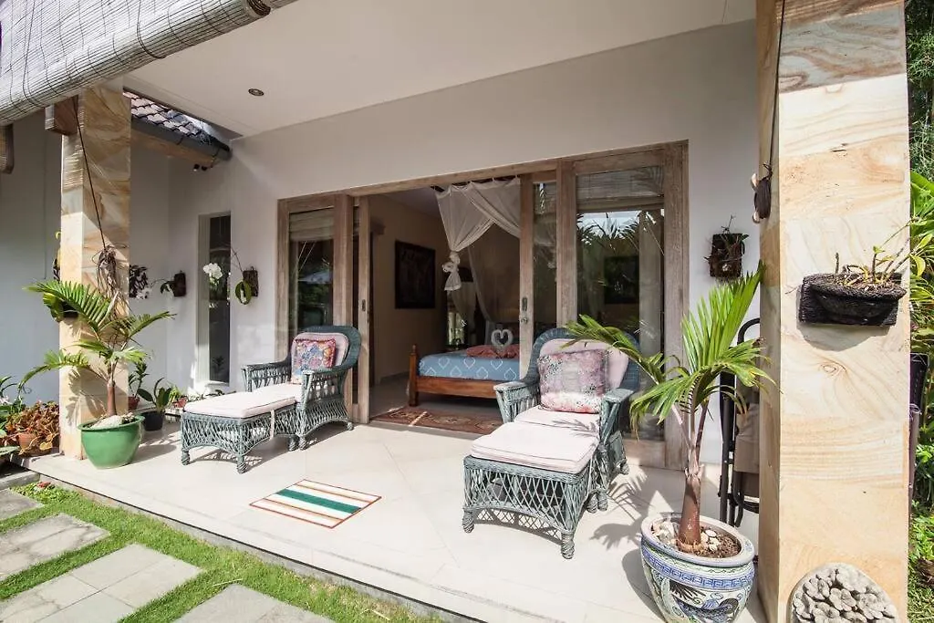 Villa Semua Suka/Ubud/2 Bd/2Bath/Ac/Pool